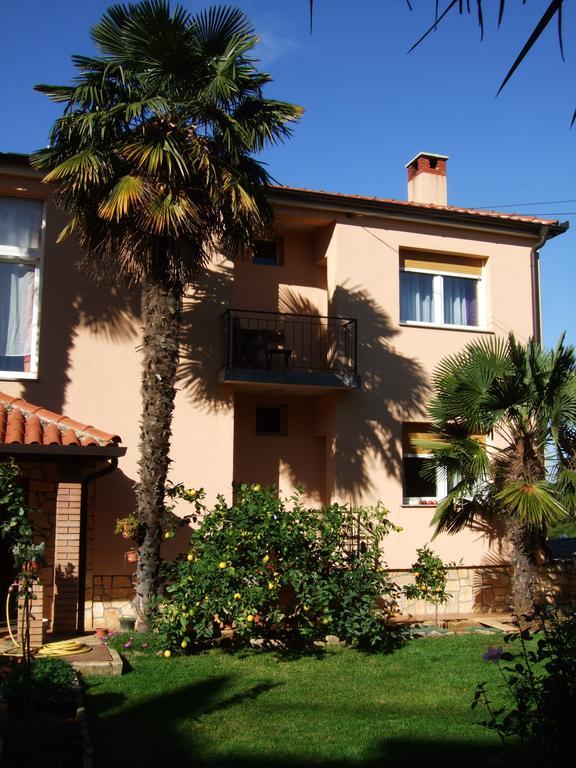 Margerita Apartment & Studio Ровинь Экстерьер фото